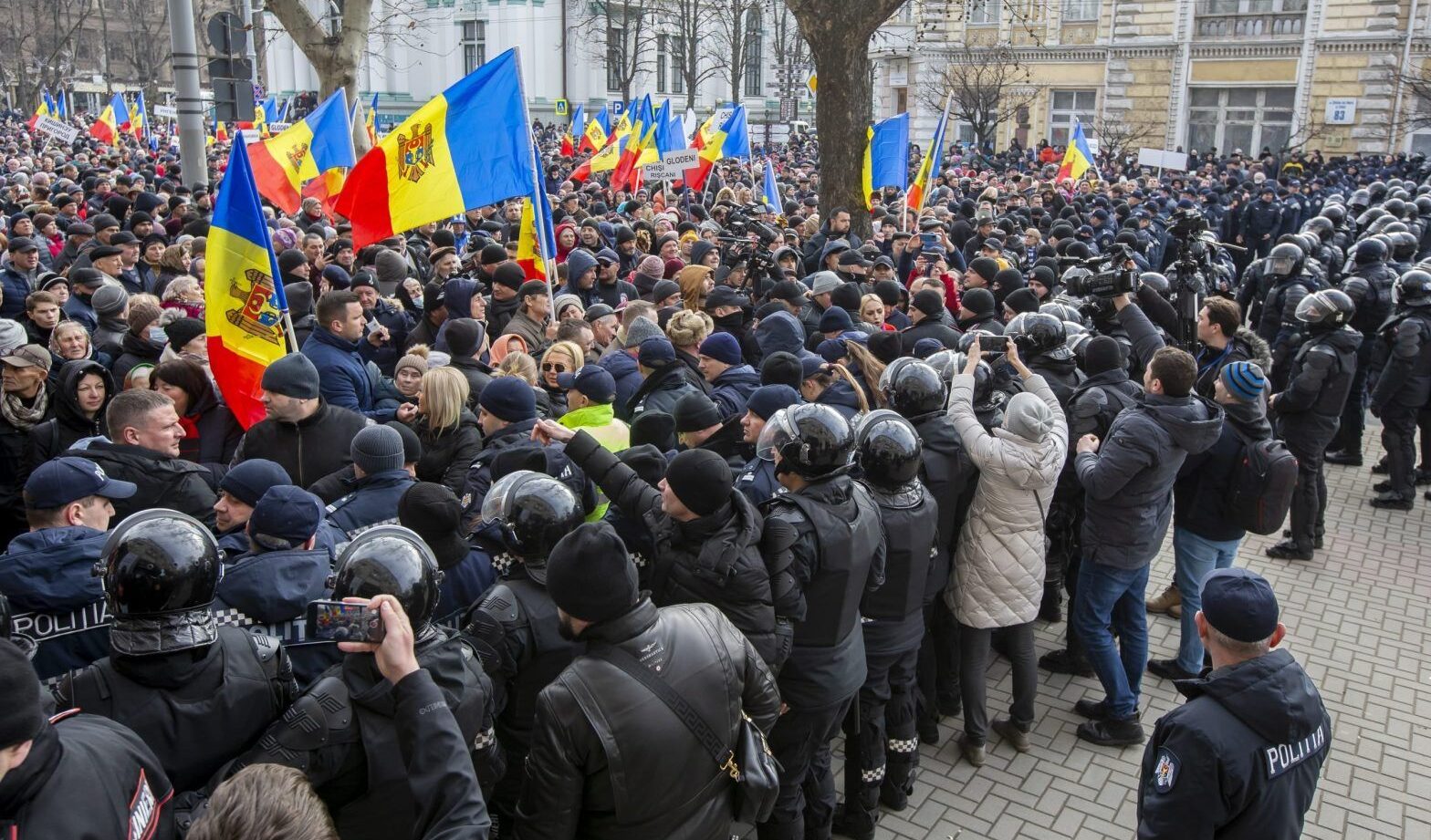 Mosca vuole assoggettare Chisinau ma accusa l'Ue di voler controllare la Moldavia