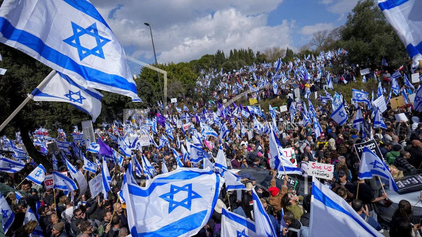 Israele, sospeso un colonnello dell'aeronautica: guidava le proteste contro il governo