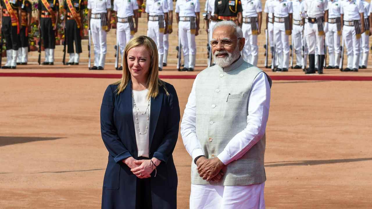 Giorgia Meloni in India incontra Modi: cita Ghandi e Giuseppe Mazzini