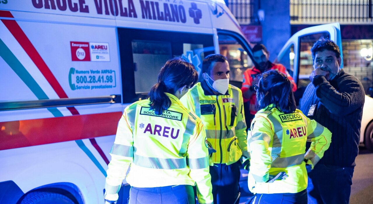 Milano, 23enne ferisce sei persone a coltellate nei pressi della stazione centrale