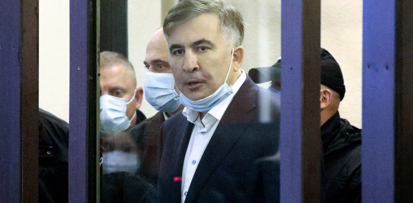 Saakashvili augura a Navalny di diventare presidente della Russia: messaggi tra prigionieri