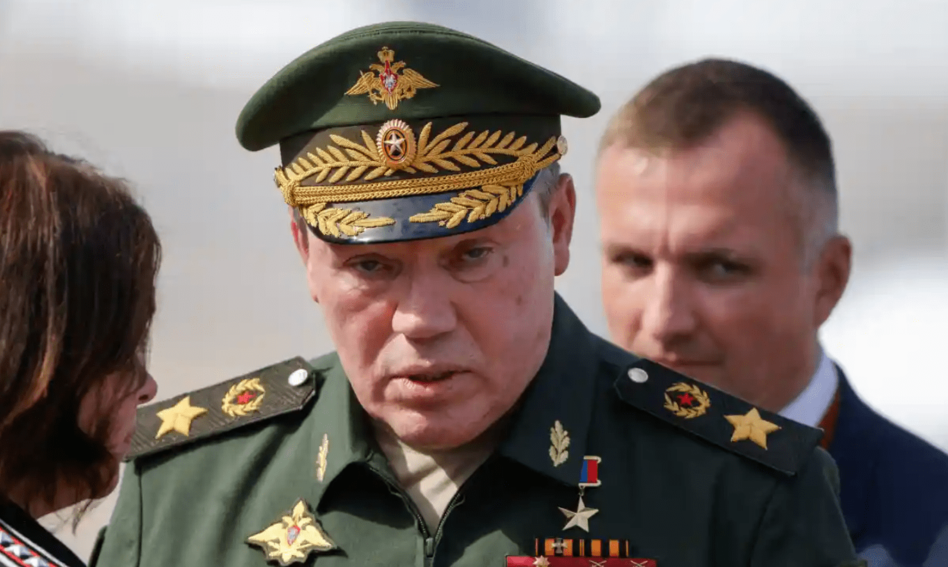 Ucraina, gli 007 di Londra: "Il generale russo Gerasimov ha fallito nel Donbass"