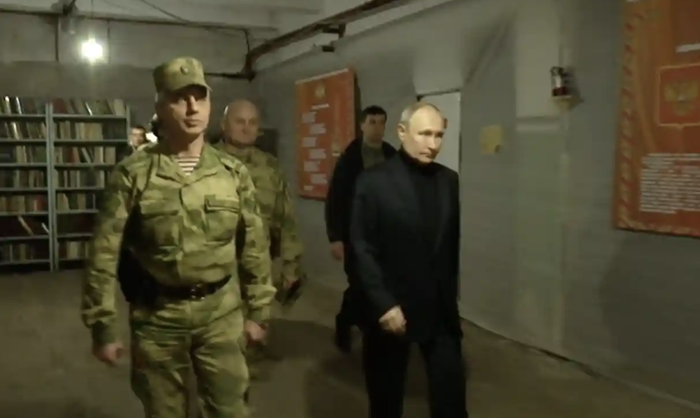 Mosca accusa Kiev: false divise militari russe per mascherare i sabotatori