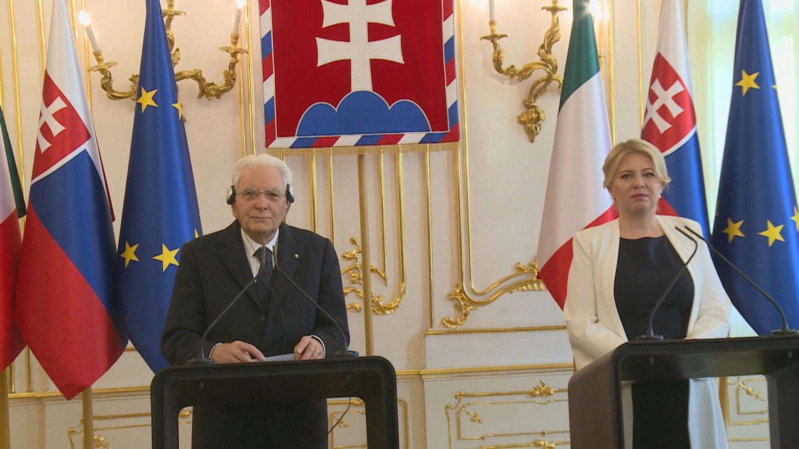 Mattarella a Bratislava: "L'allargamento della Ue è necessario per diffondere i nostri valori"