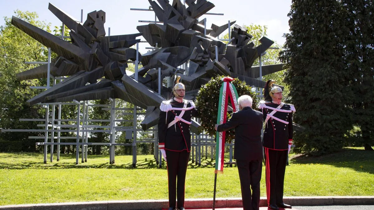 25 Aprile, Mattarella: "La Costituzione è nata dove sono caduti i partigiani"