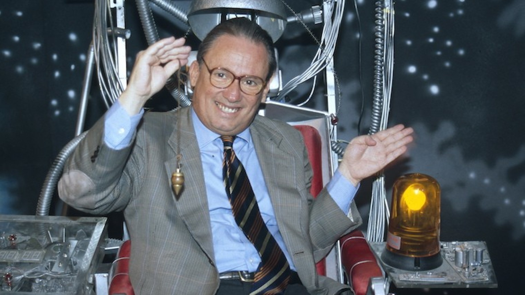 Tredici anni senza Maurizio Mosca, l'intellettuale che scelse di essere personaggio tv