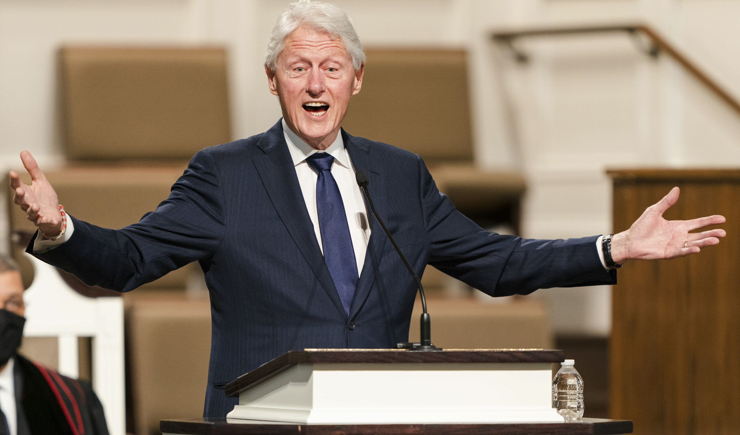 Bill Clinton rivela: "Dal 2011 sapevo che Putin avrebbe cercato di prendersi l'Ucraina"