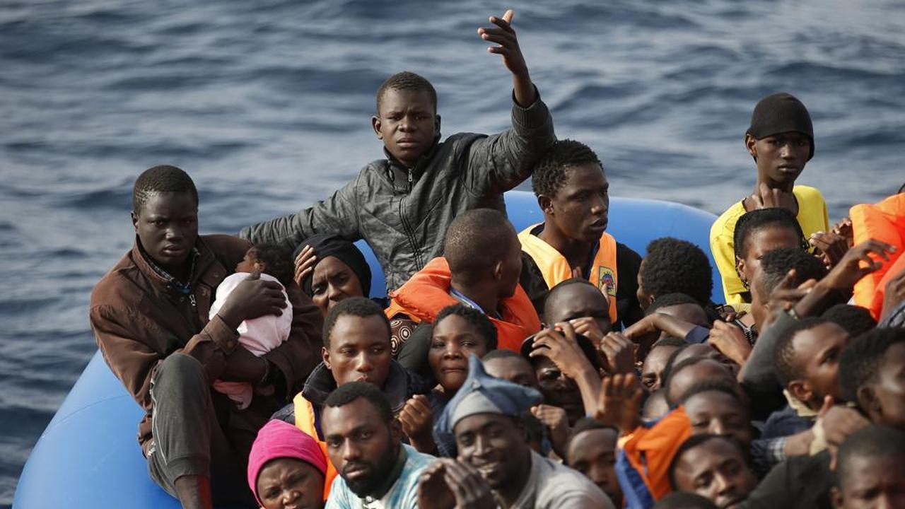 Migranti, 1053 morti da inizio anno nel Mediterraneo: un crimine contro l'umanità