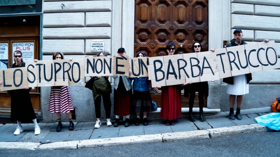 "Lo stupro non è un Barbatrucco": a Roma la protesta di otto attivisti