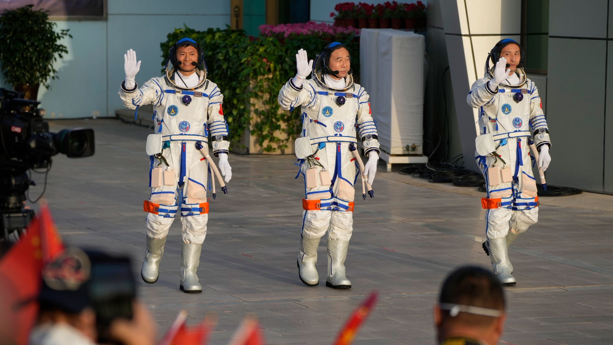 Cina: obiettivo atterraggio astronauti sulla Luna entro il 2030