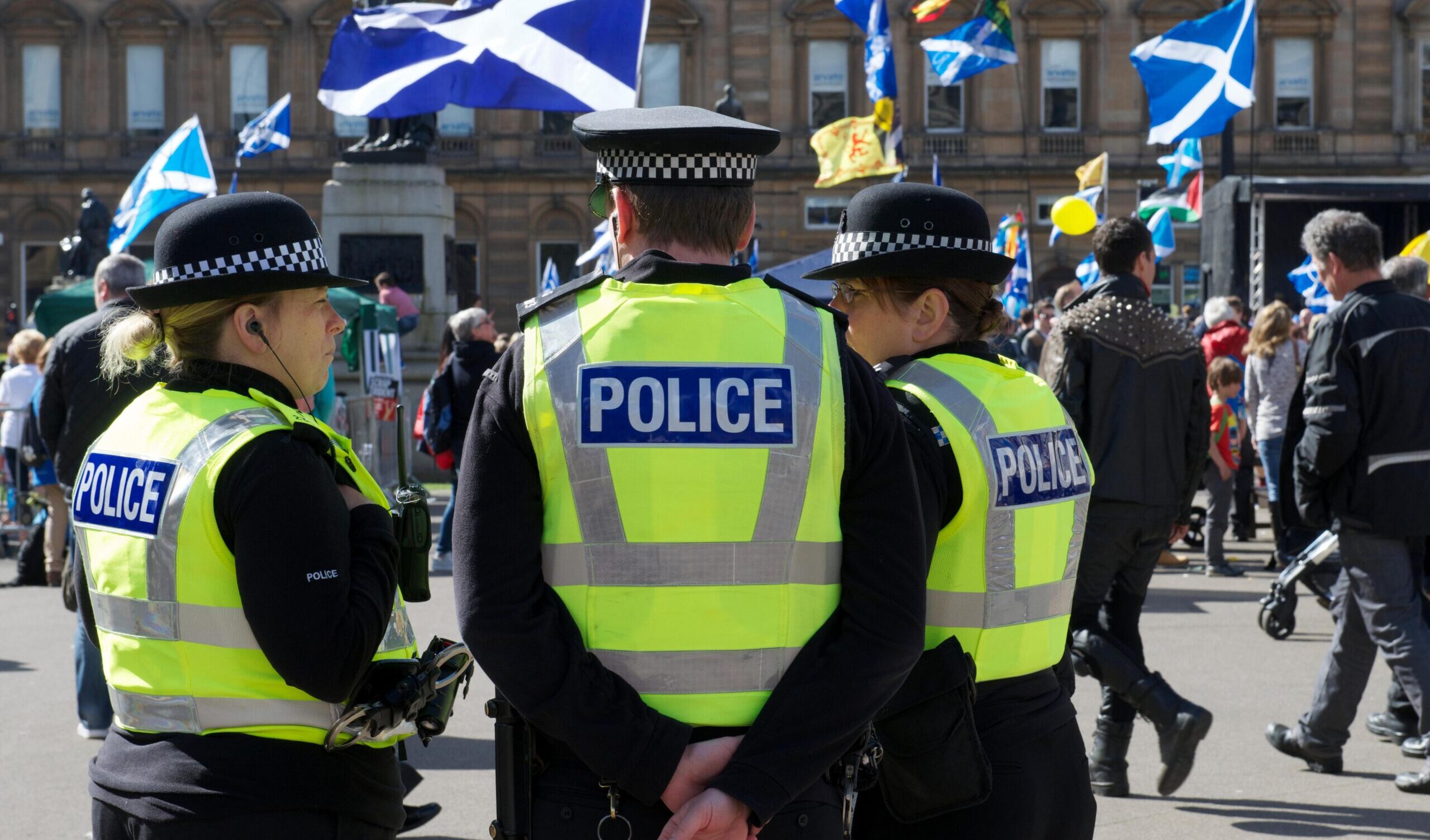Razzismo nella polizia scozzese: è bufera