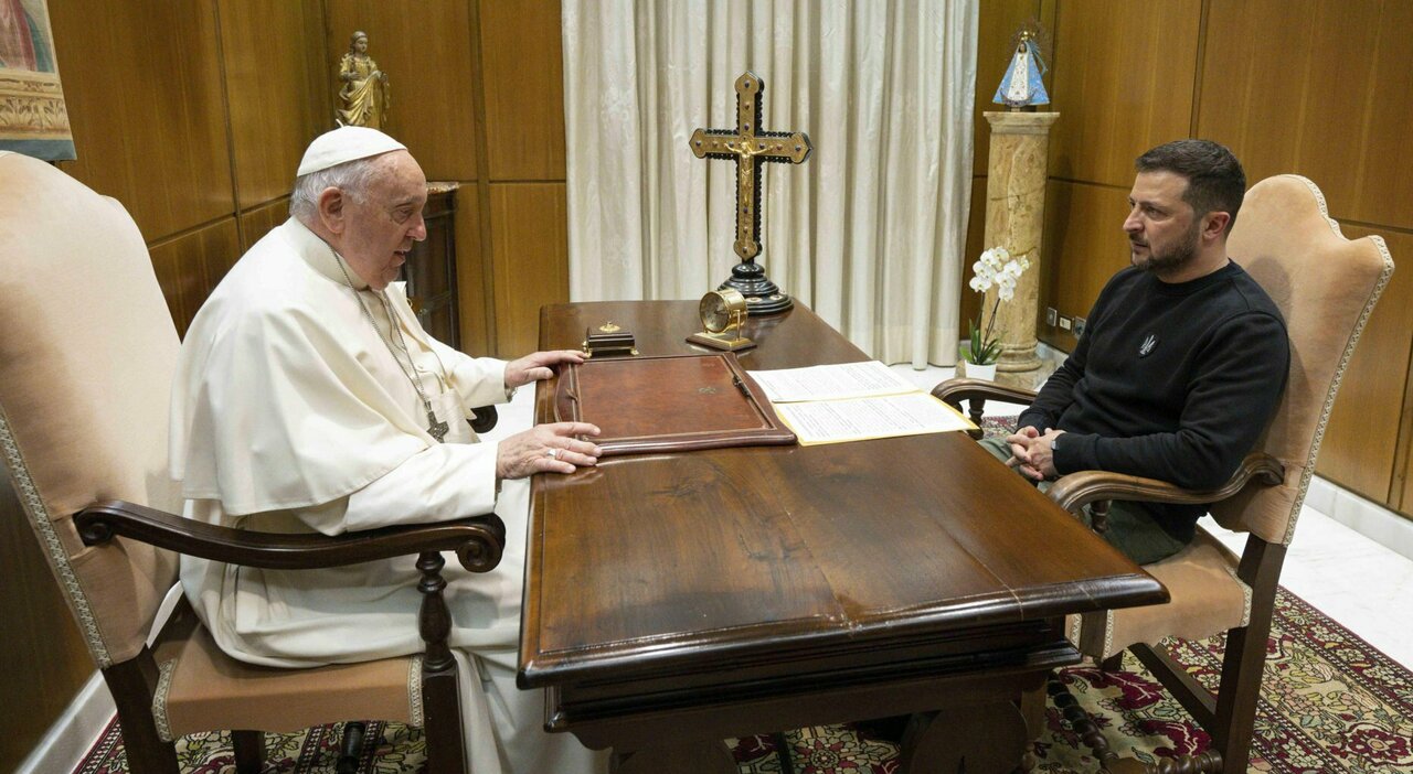 Zelensky da Mattarella, poi in Vaticano dal Papa per parlare del piano di pace di Francesco