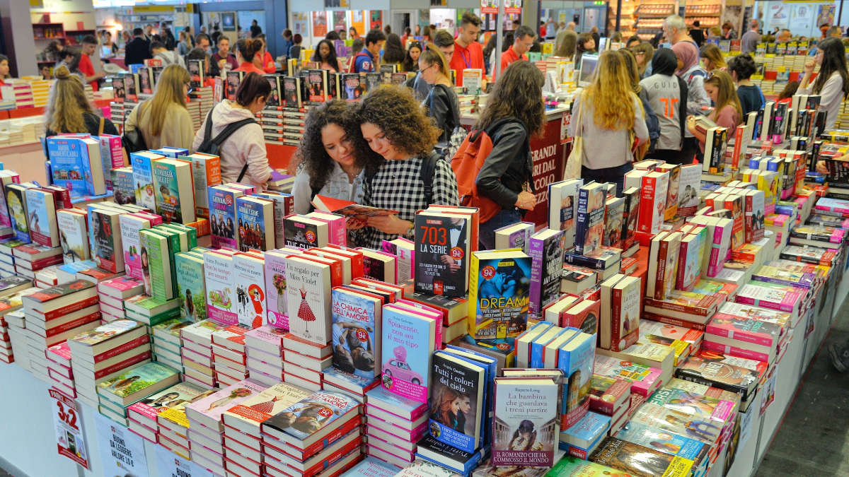 Trentacinquesima edizione del Salone del libro, l'ultimo diretto dallo scrittore Nicola Lagioiga