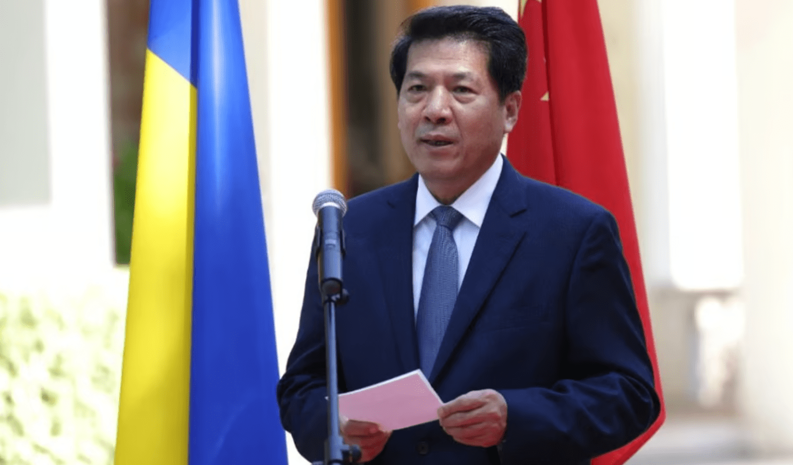 L'Ucraina all'inviato cinese: "Non accettiamo cessioni del nostro territorio alla Russia"
