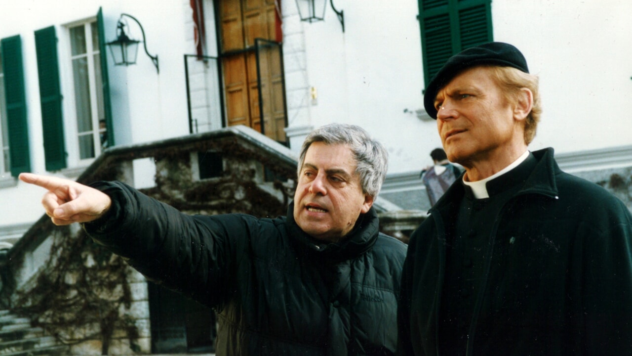 E' morto Enrico Oldoini, il regista e sceneggiatore che inventò Don Matteo: aveva 77 anni