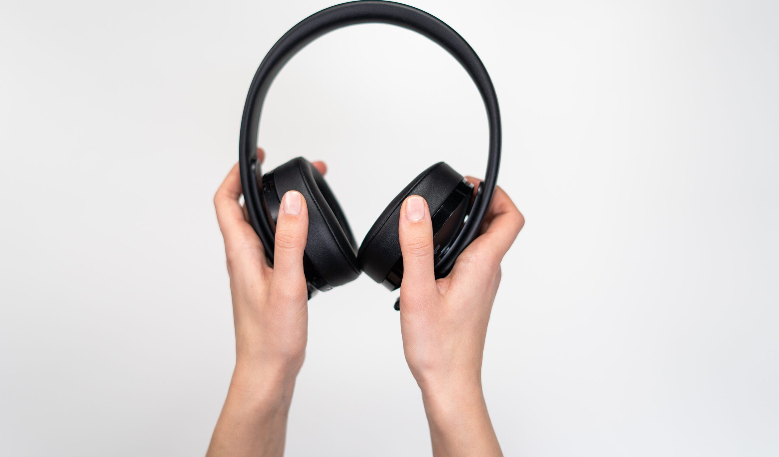 Audiolibri e Podcast: sono sempre di più gli audio addicted