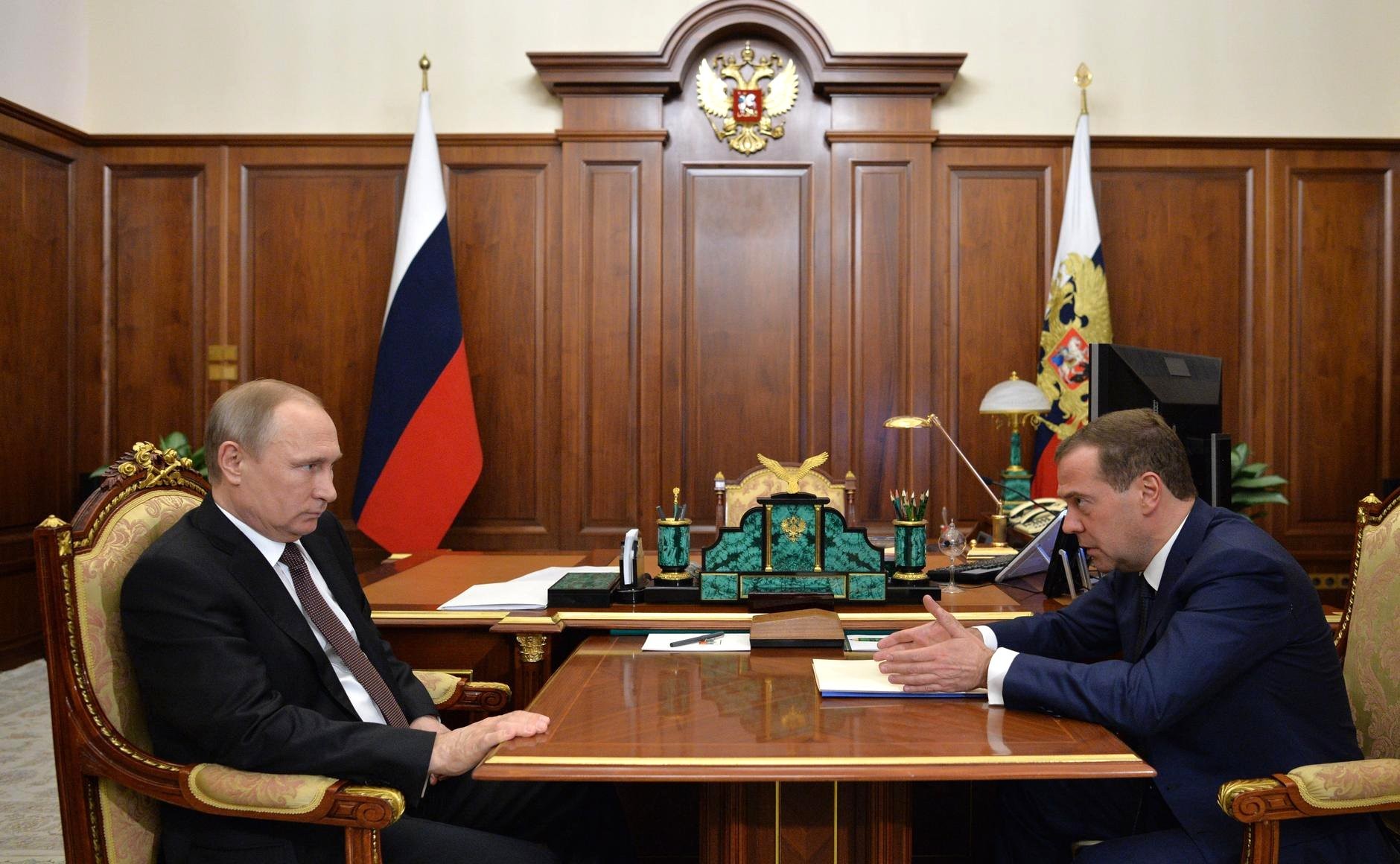Medvedev: "Zelensky pagliaccio, nessuna trattativa con l'Ucraina se c'è lui"