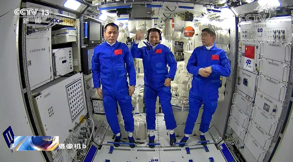 Partito il terzo equipaggio per la stazione spaziale Tiangong