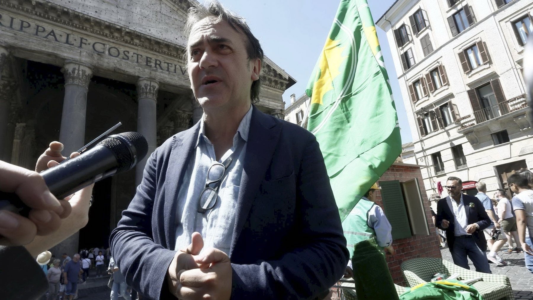 Nucleare, Bonelli: "Il governo vuole mettere le mani nelle tasche degli italiani"