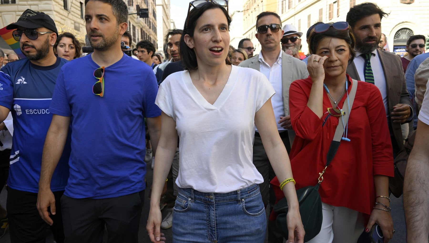 Schlein e la crisi della natalità: "Collegata alla precarietà"