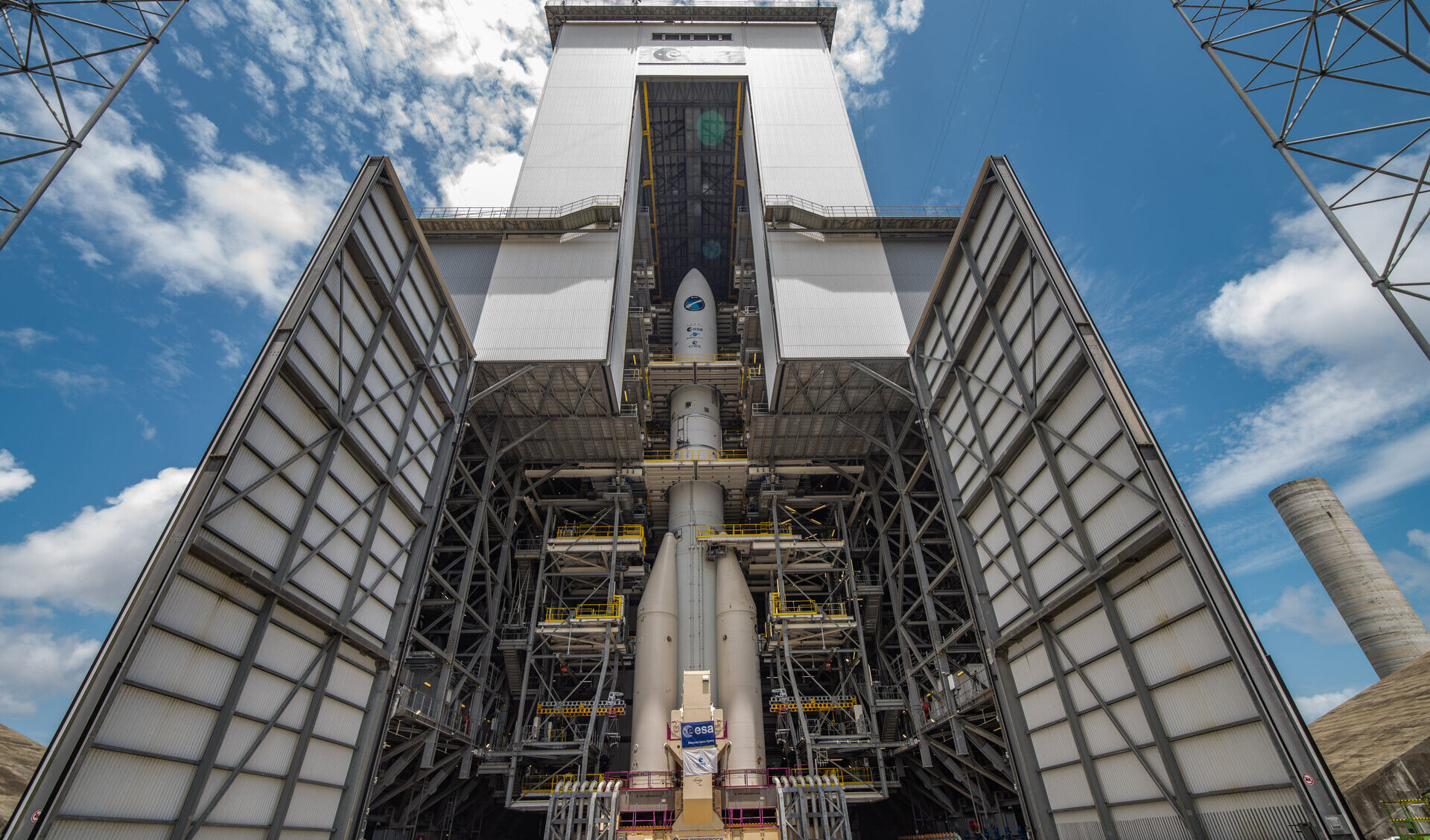 Ariane 6 supera il test di rimozione della struttura mobile in preparazione del suo primo volo