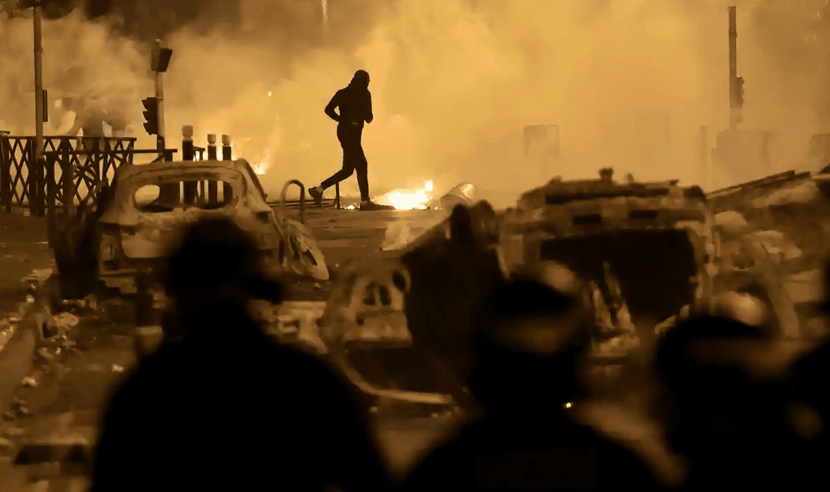 Screenshot 2023-06-30 alle 09.45.13 Francia, altre 72 persone fermate nella notte: le parole di Macron per le Forze dell'ordine