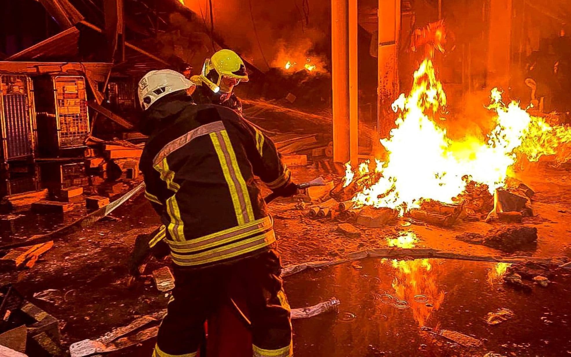 Attacco missilistico russo a Odessa: tre morti e moti feriti