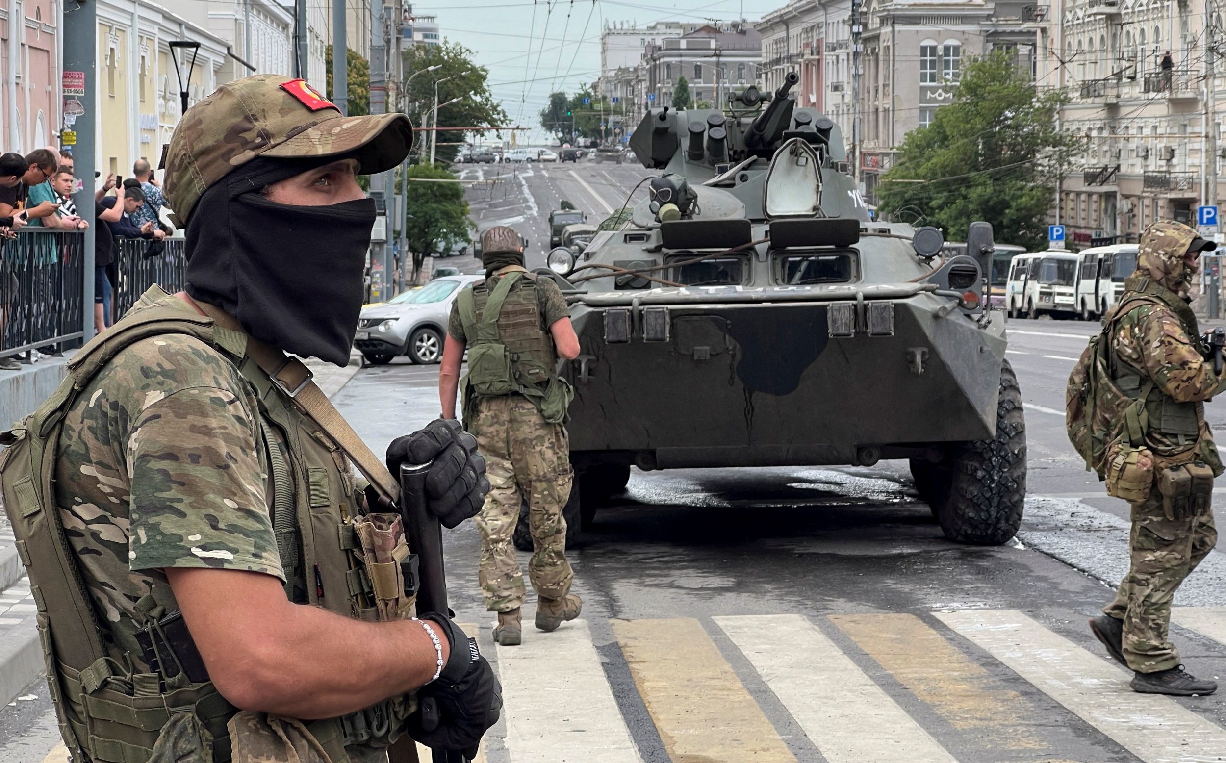 Il gruppo Wagner 'conquista' Rostov, spari nella città: militari russi si uniscono alla rivolta