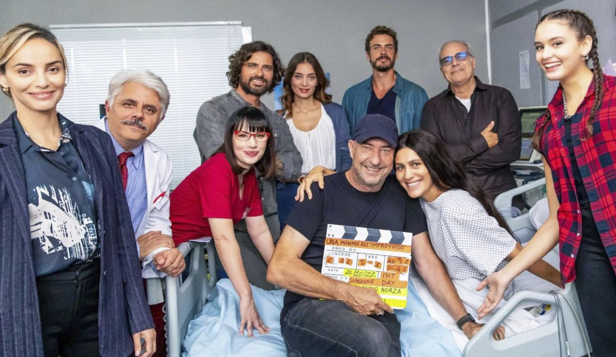 “Una mamma all’improvviso”, alle 21.45 su Canale 5: ecco la trama del film