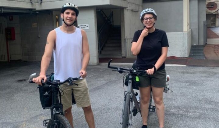 Da Genova alla Sicilia in bici per annotare i cambiamenti della costa