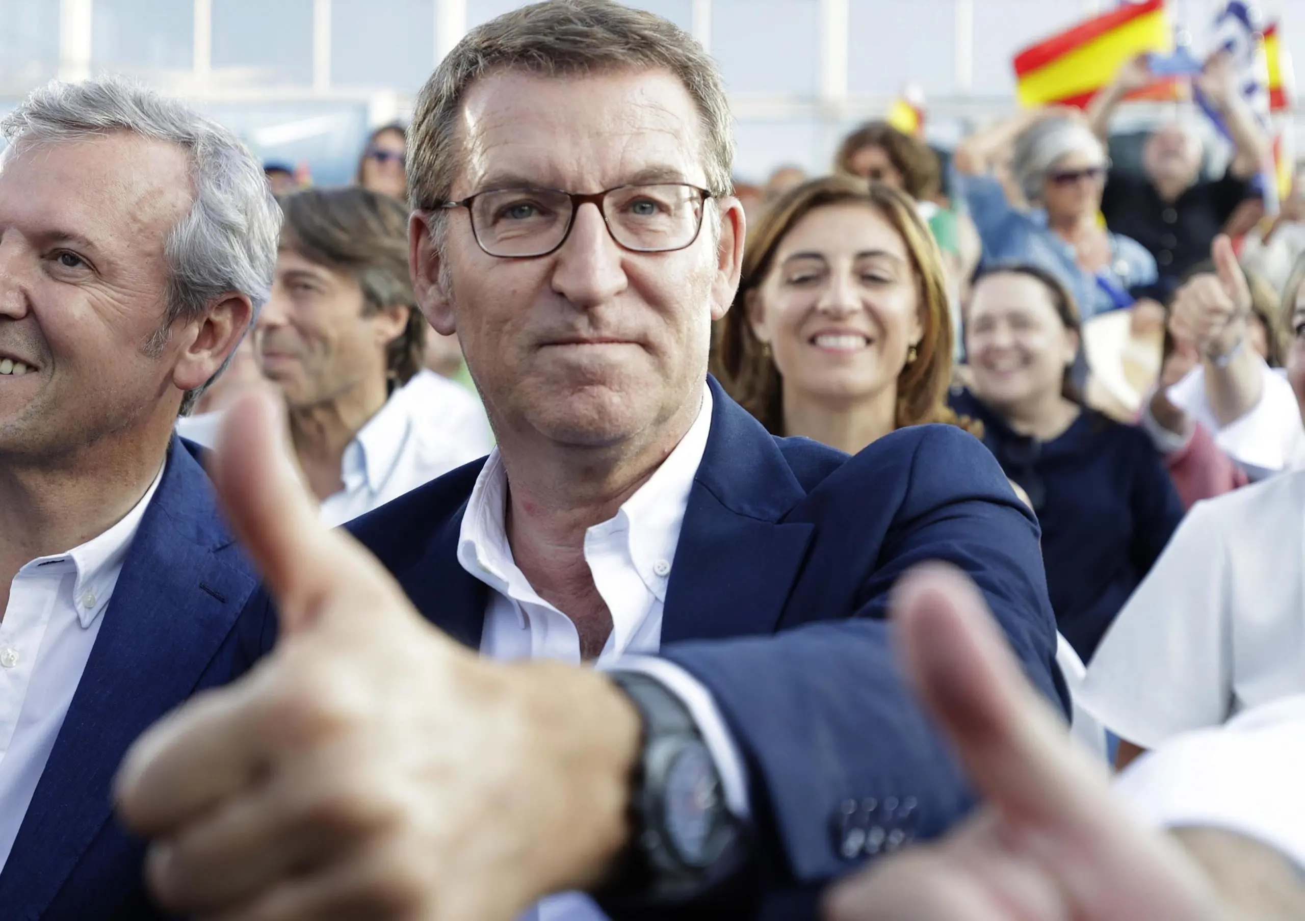 Spagna: i Popolari (e Vox) a caccia del voto di qualche 'responsabile' del Psoe