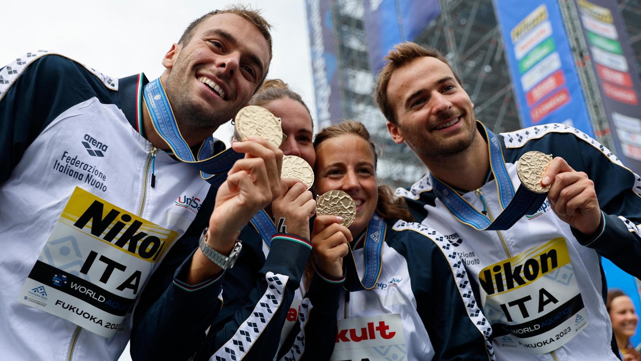 Staffetta d'oro, il primo trionfo ai mondiali è per la mista guidata da Gregorio Paltrinieri