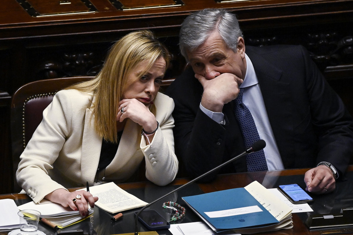 Migranti, Tajani: "La diplomazia del governo sta dando i suoi frutti". E su Marta Fascina...