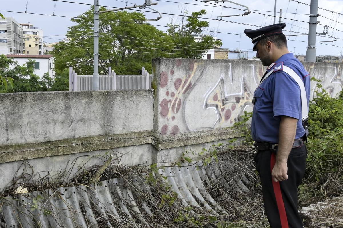 Cadavere trovato al Pigneto: potrebbe essere di una ragazza sparita un anno fa nelle Marche