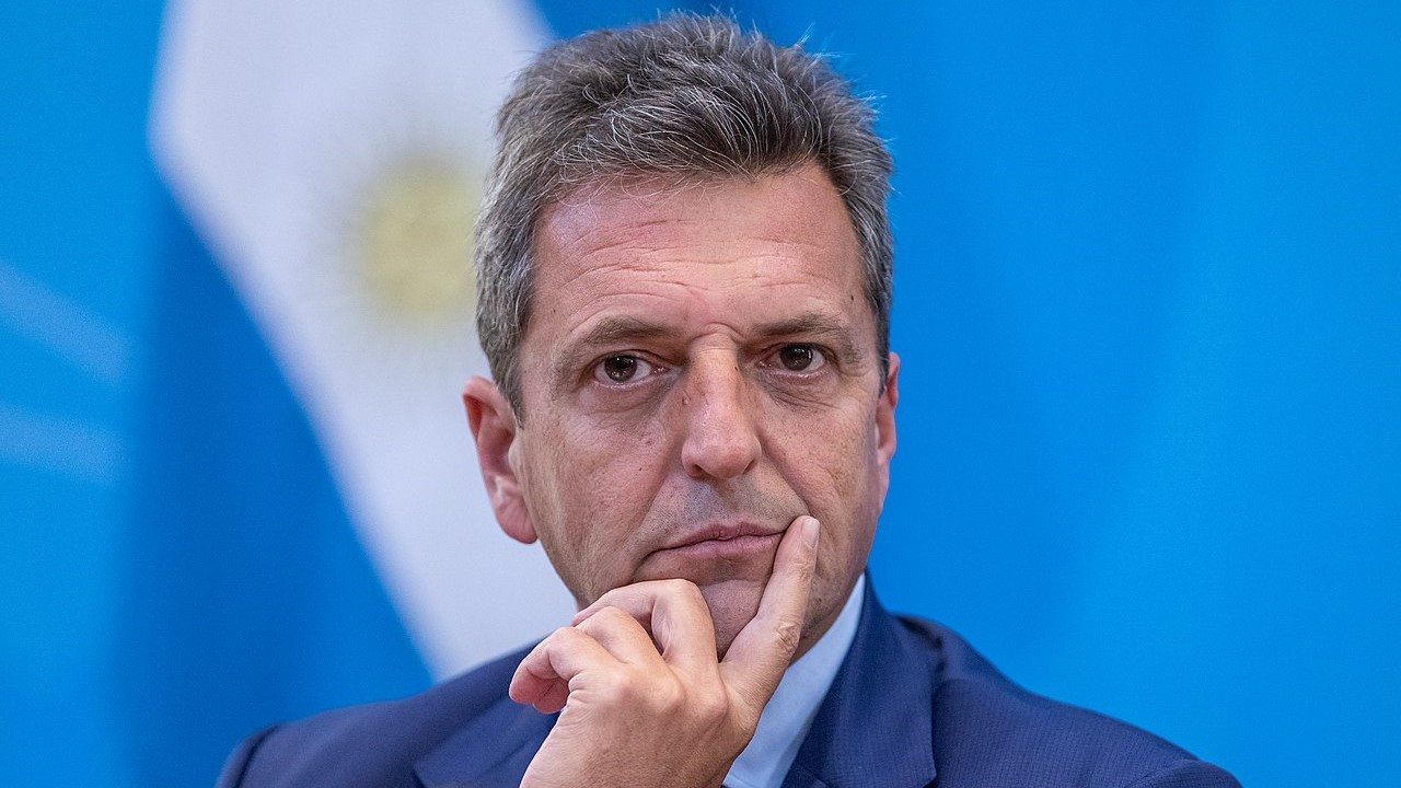 L'Argentina blocca una nave con gas naturale liquefatto dalla Russia