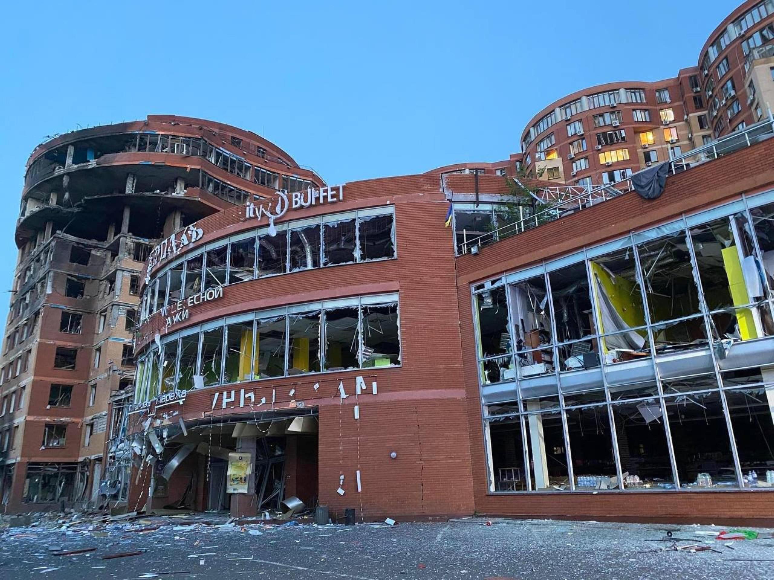 Odessa sotto attacco russo nella notte: distrutte infrastrutture del porto