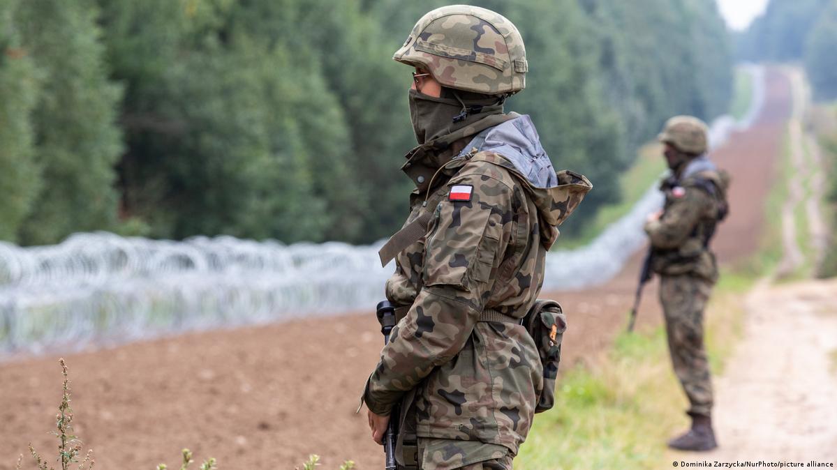 La Polonia invia truppe ai confini con la Bielorussia