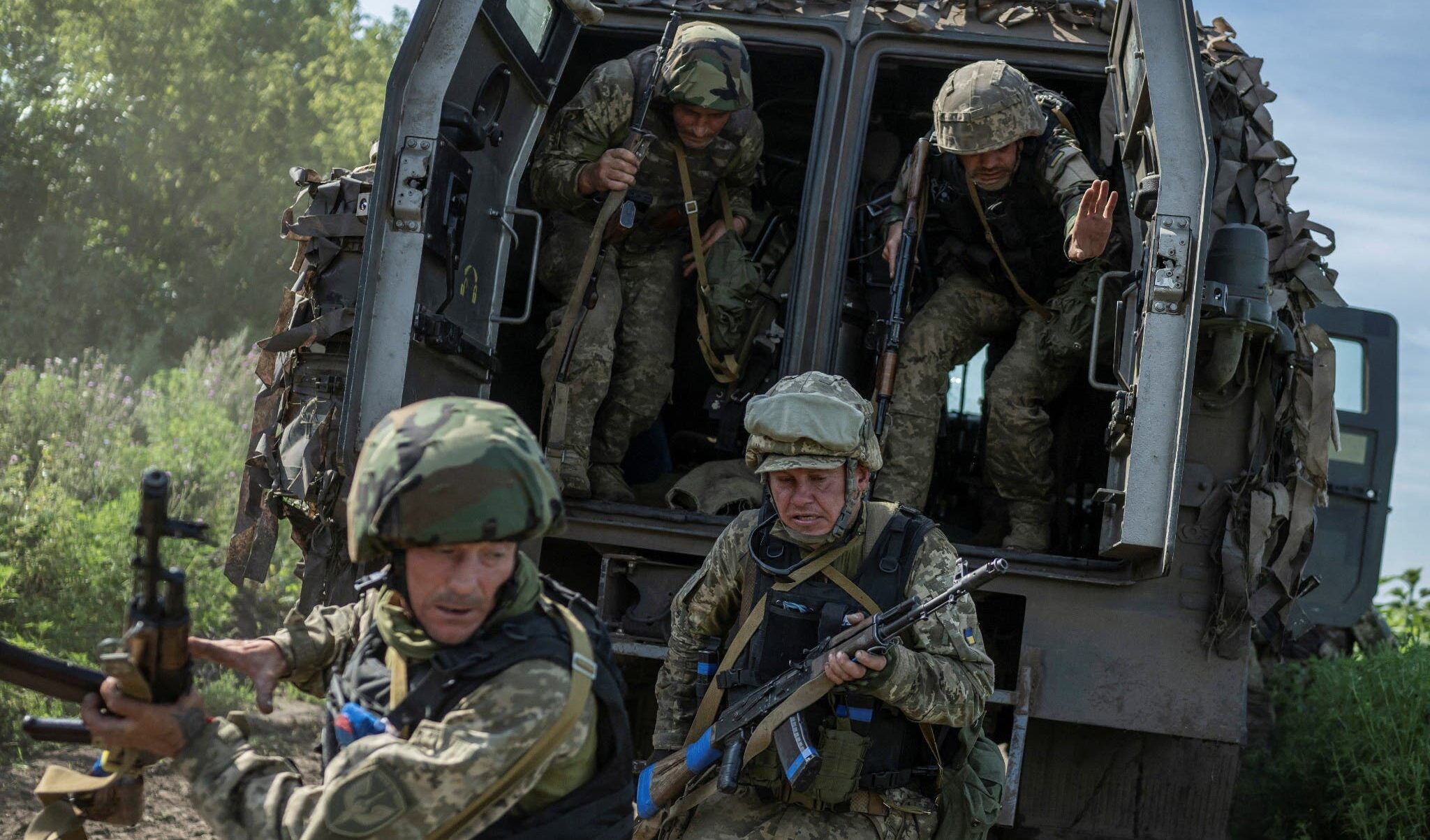 L'esercito di Kiev avanza Donetsk usando contro i russi le 'bombe intelligenti' Usa