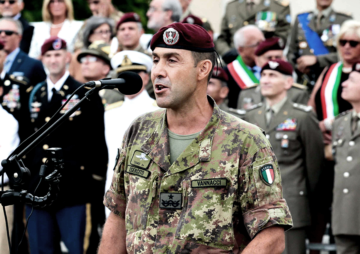 Il generale Vannacci pronto a candidarsi alle europee: "Sono un soldato, ci farei un pensierino..."