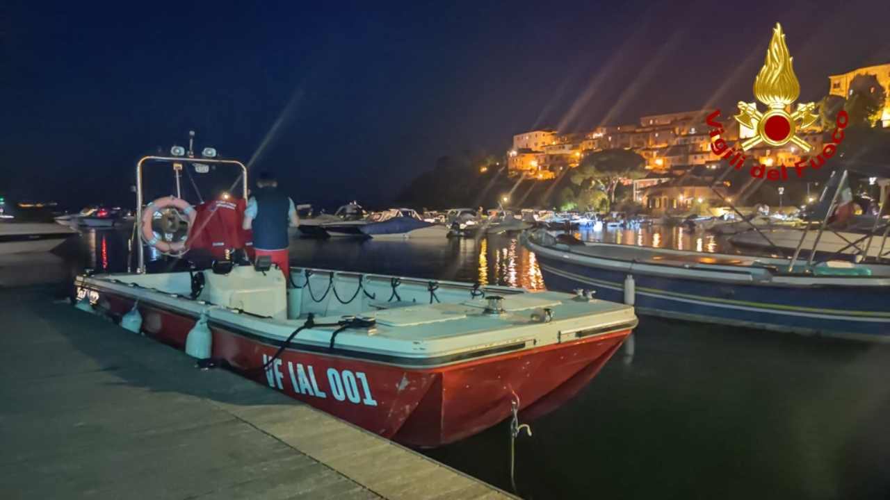 Ragazzo si tuffa nel lago di Bolsena e non riemerge: ricerche, sospesi i festeggiamenti di Ferragosto