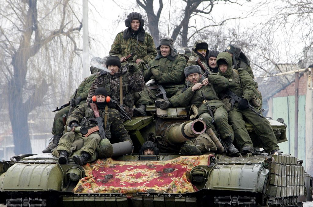 La Russia organizza una nuova armata e la manda in anticipo nel Lugansk