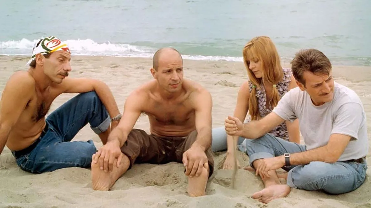 “Tre uomini e una gamba”, alle 21.20 su Italia 1: la trama del celebre film con Aldo, Giovanni e Giacomo