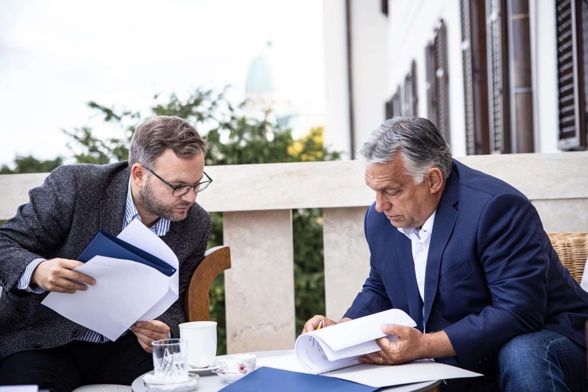 La destra xenofoba è certa di vincere le europee, Orban: "Molto vicini a una nuova maggioranza"