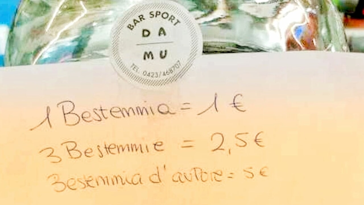 Multe per chi bestemmia, l'iniziativa del Bar Sport: "5 euro per le bestemmie d'autore"