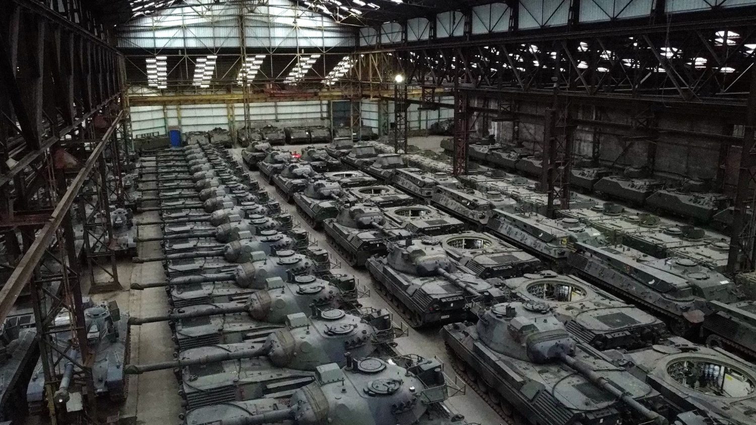 Il Cremlino minaccia la fabbrica di armi britannica in territorio ucraino: "Obiettivo militare"