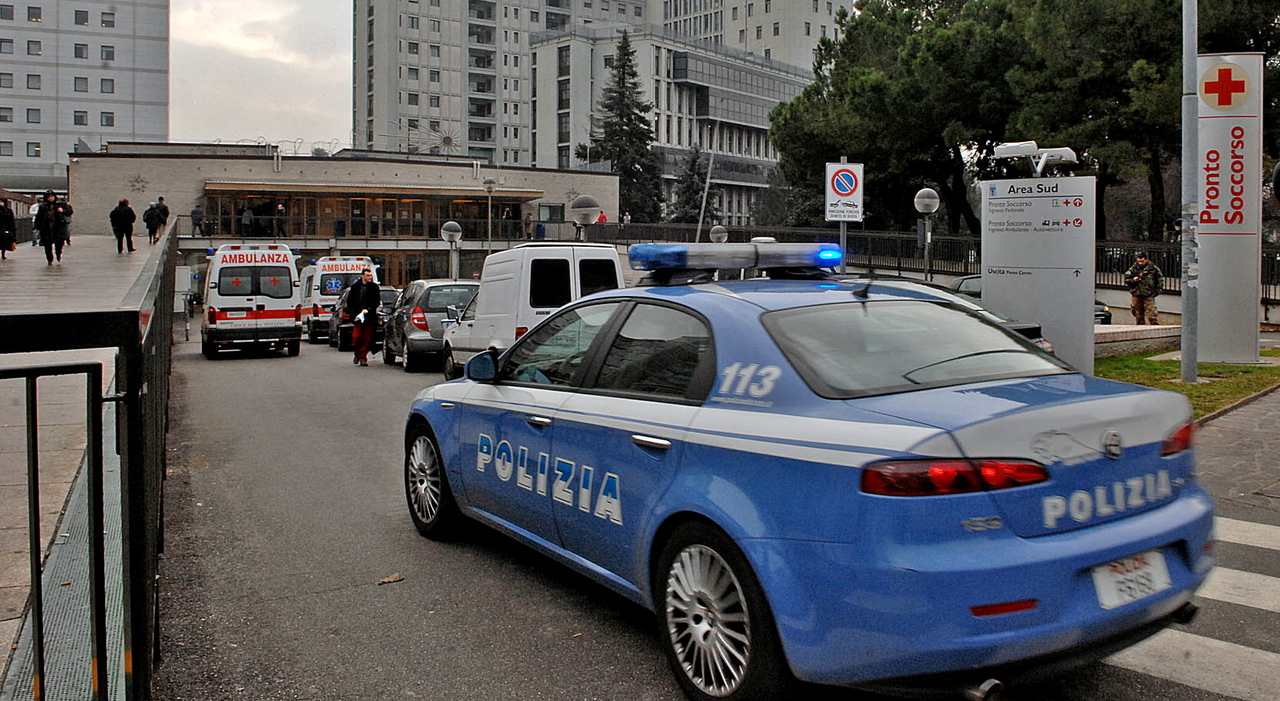 Maltrattamenti sul figlio di tre mesi, poi morto in ospedale: in manette la madre