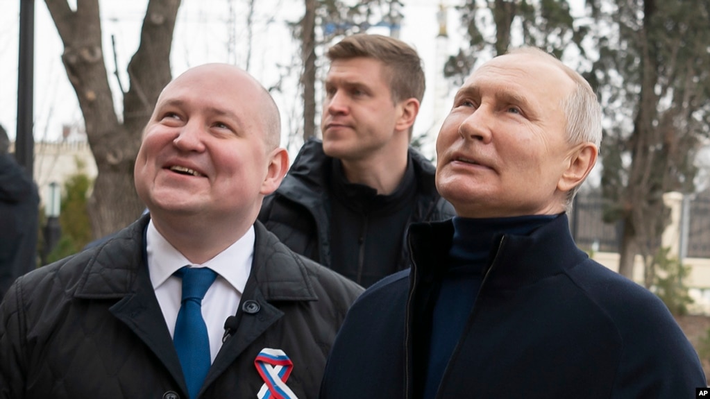 Gli ucraini vogliono 'rendere inabitabile' la Crimea e la Russia accusa: "È terrorismo"