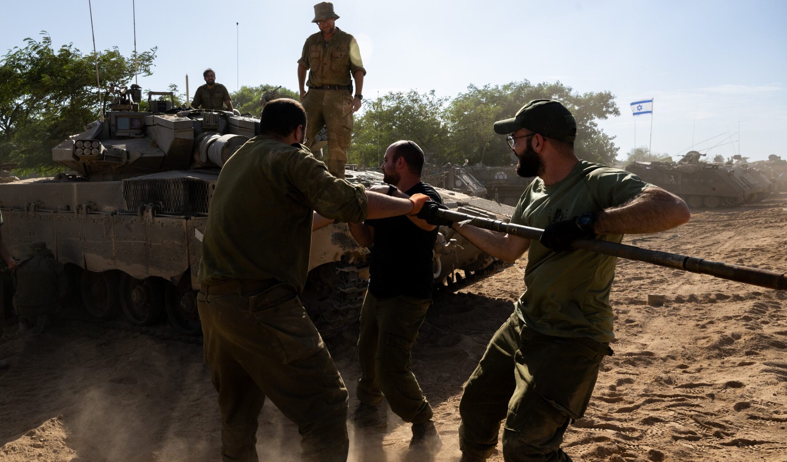 Israele ha deciso di rinviare l'invasione di Gaza