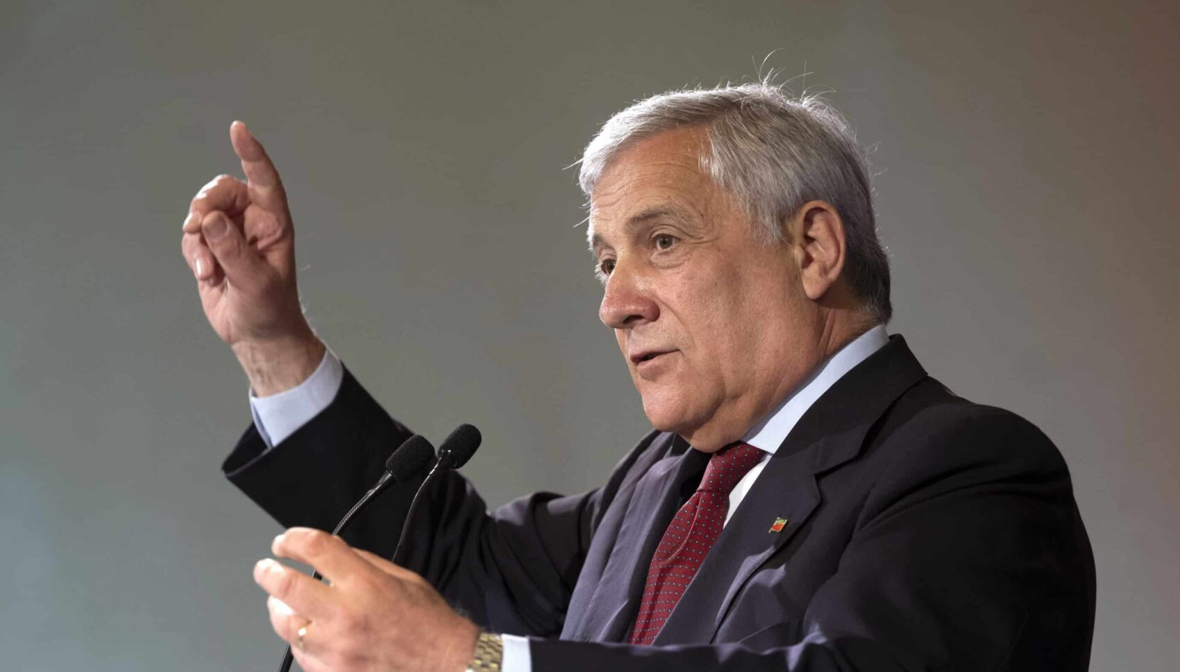 Tajani è in Israele per incontrare Netanyahu: "Hamas è come la Gestapo"