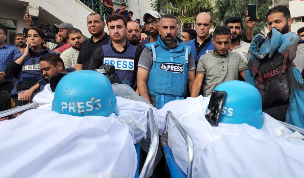 Testimoni scomodi, da eliminare: la mattanza di giornalisti a Gaza